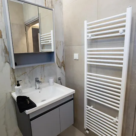 Isol A1 Apartamento Kateríni